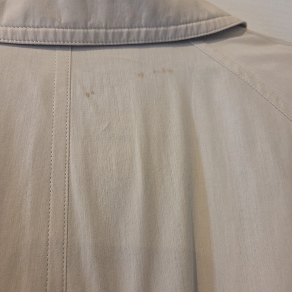 Burberrys Men's Classic Beige Trench Coat - Picture 12 of 12